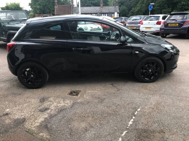 2019 Vauxhall Corsa 1.4 Griffin 3dr Auto - APPLE CAR PLAY - SAT NAV - AIR CON - BLACK ALLOYS