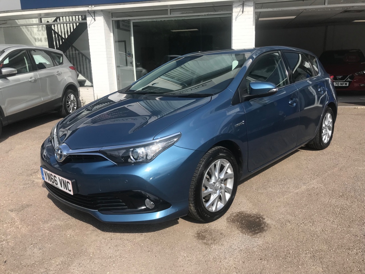 2016 Toyota Auris