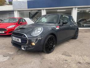 MINI HATCHBACK 2016 (16) at CSG Motor Company Chalfont St Giles