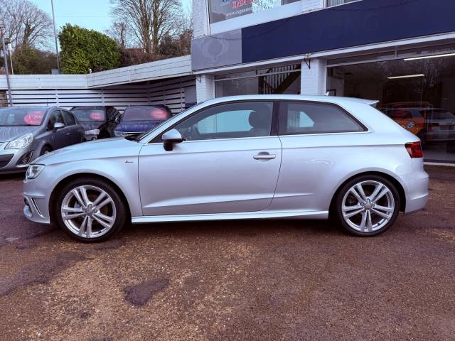 2013 Audi A3 1.4 TFSI S Line 3dr - FSH - NAV - 1/2 LEATHER - BLUETOOTH -