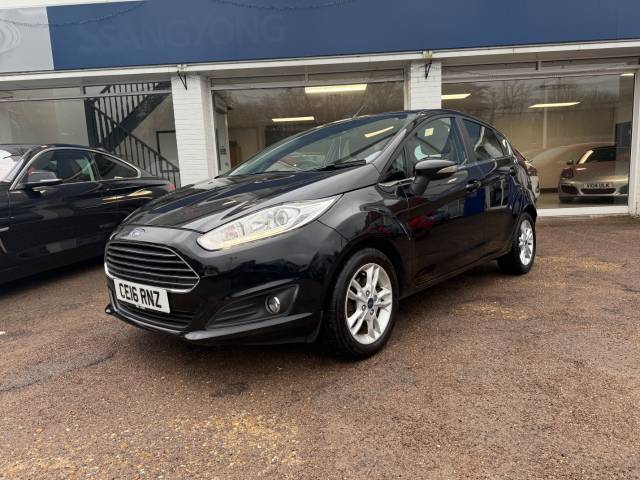 Ford Fiesta 1.0 EcoBoost Zetec 5dr - FSH - AIR CON - ALLOYS Hatchback Petrol Black