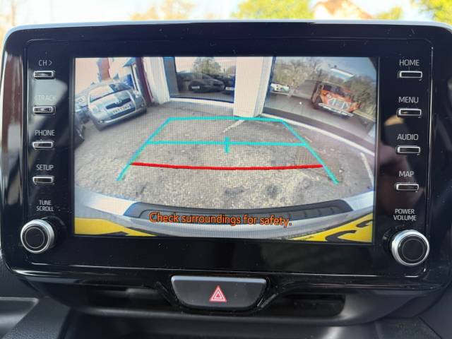 2021 Toyota Yaris 1.5 Hybrid Design 5dr CVT - FTSH - REAR CAMERA - BLUETOOTH - CAR PLAY